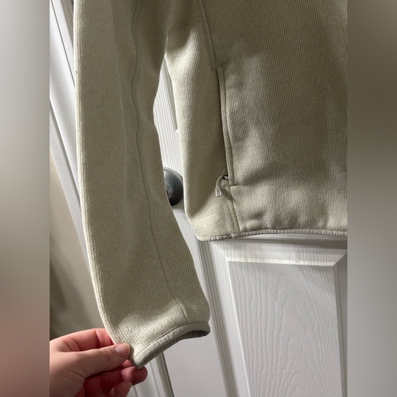 Patagonia Women M Lightweight Better Sweater Marsupial Pullover 26010 Ivory - Picture 5 of 8